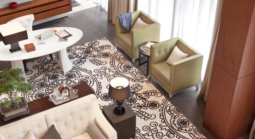 about-us-carousel-1-4